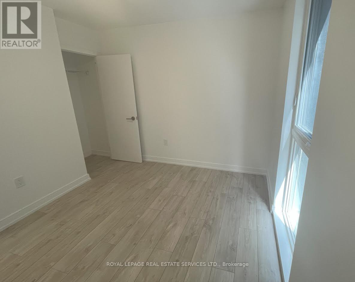 












19 - 172 CLONMORE DRIVE

,
Toronto,




Ontario
M1N0B9

