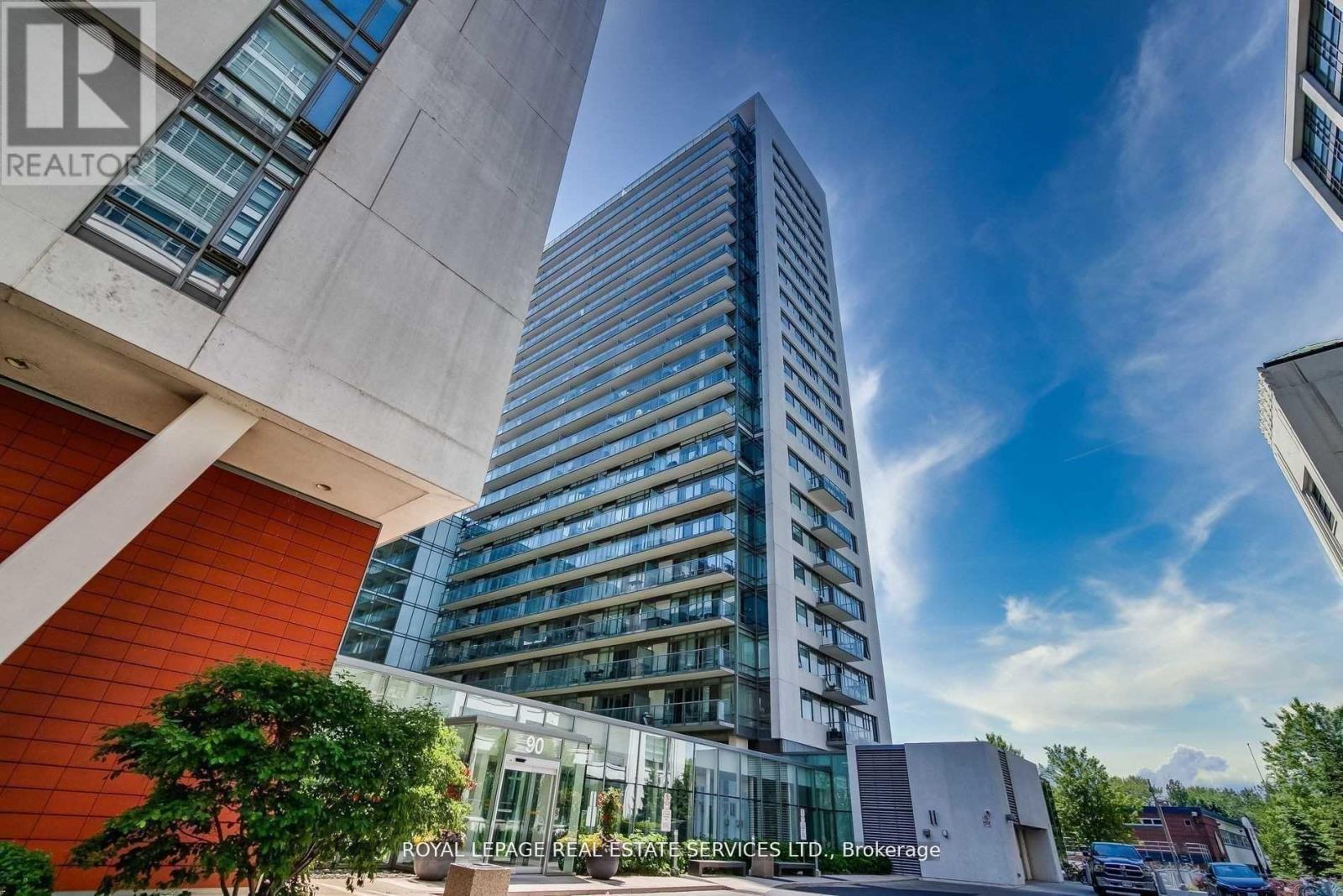 












330 - 90 STADIUM ROAD

,
Toronto,




Ontario
M5V3W5

