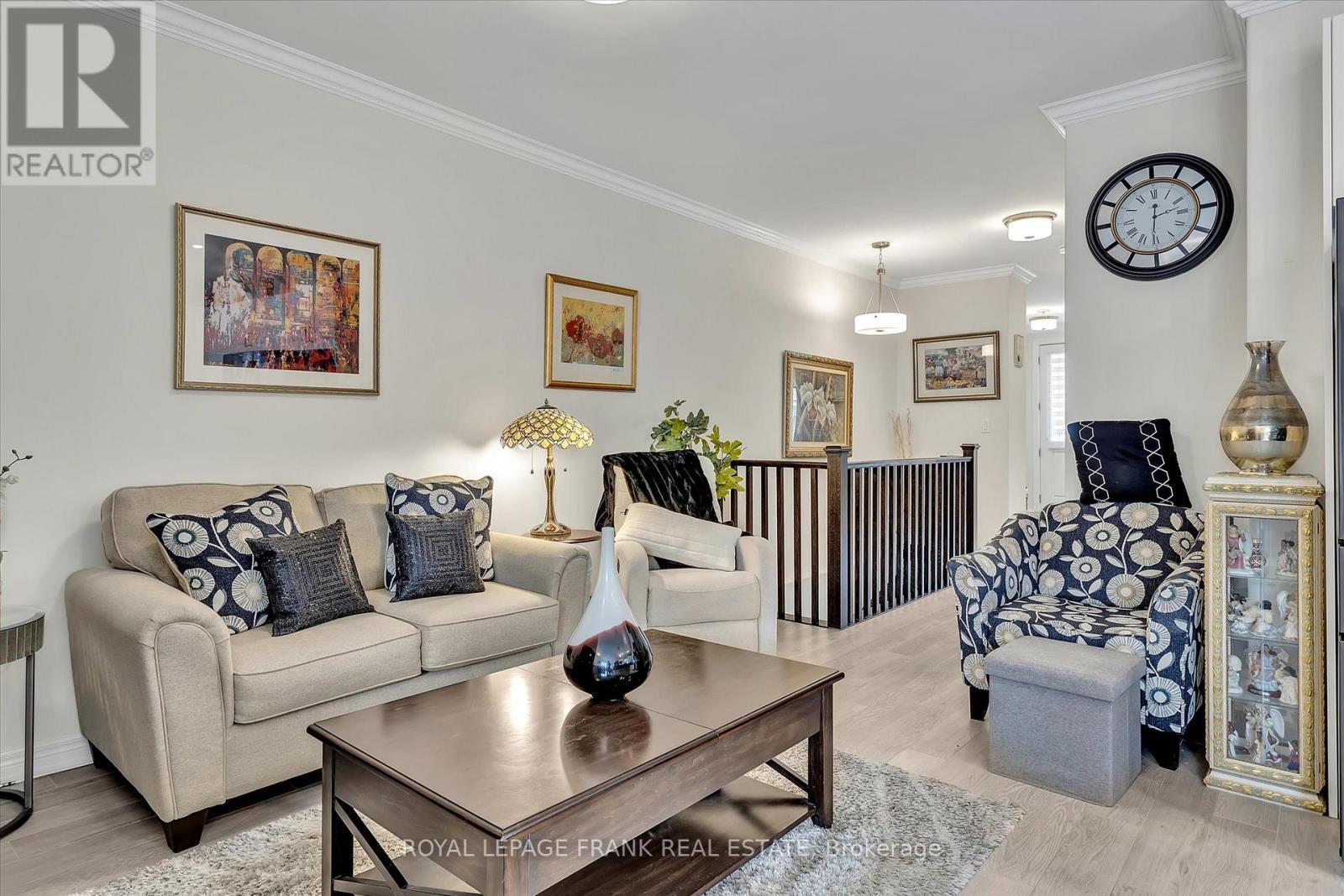 












9 - 80 MARSH AVENUE

,
Peterborough North (North),




Ontario
K9H0J5

