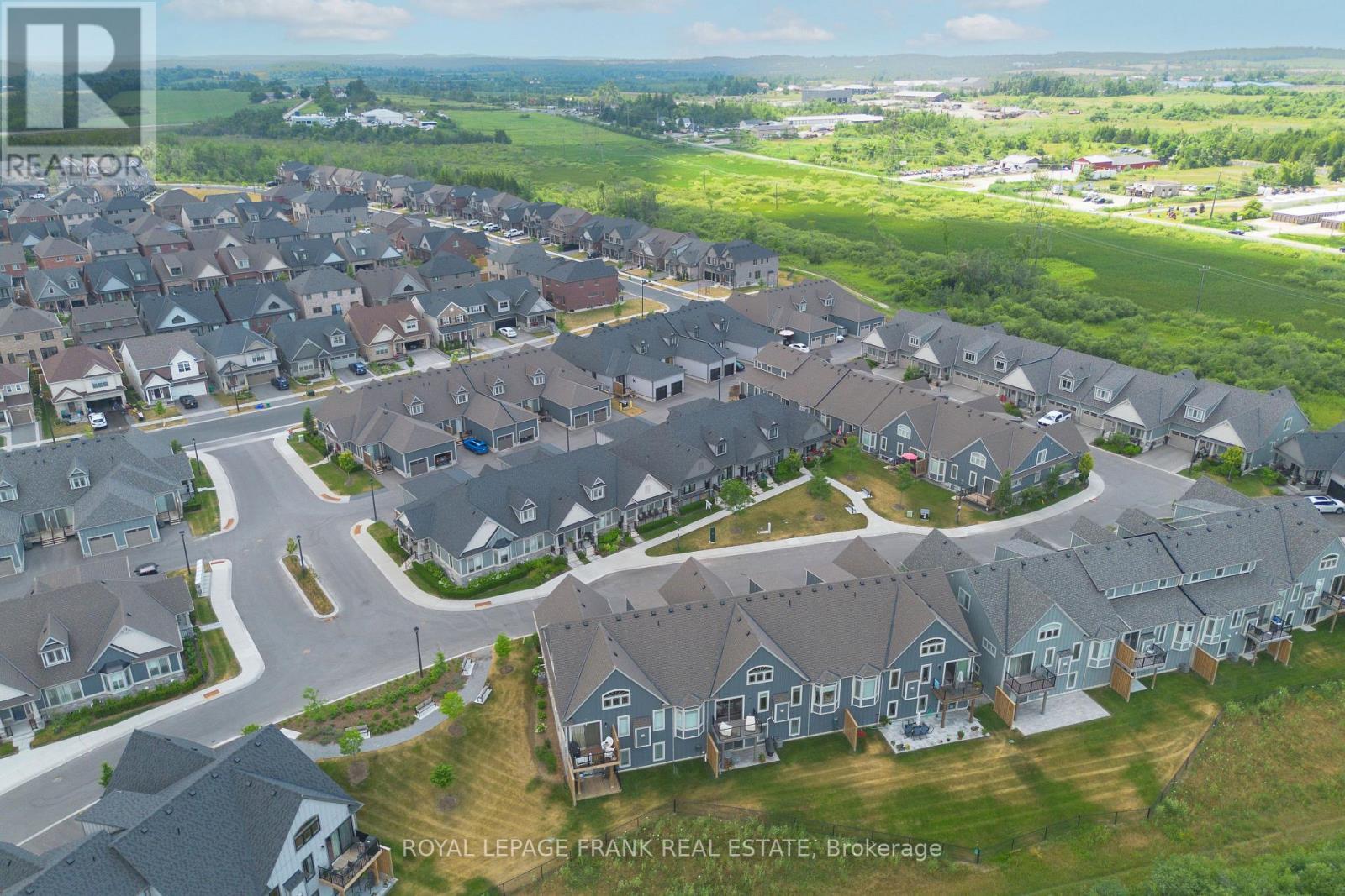 












9 - 80 MARSH AVENUE

,
Peterborough North (North),




Ontario
K9H0J5


