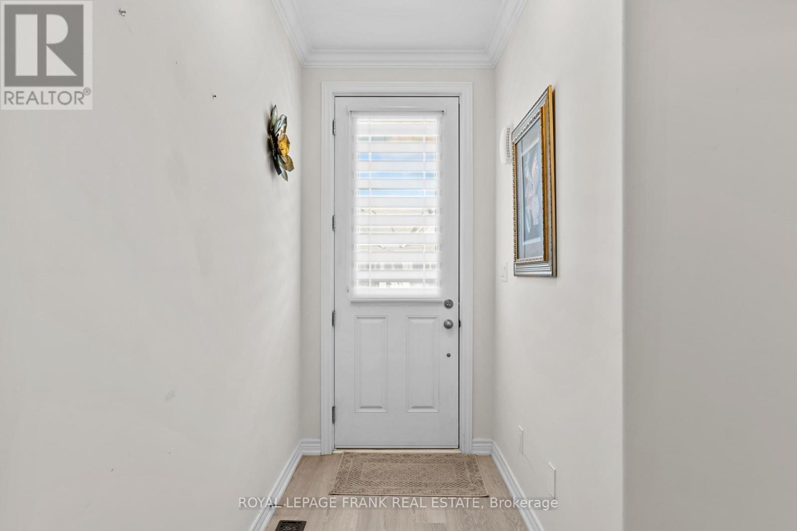 












9 - 80 MARSH AVENUE

,
Peterborough North (North),




Ontario
K9H0J5

