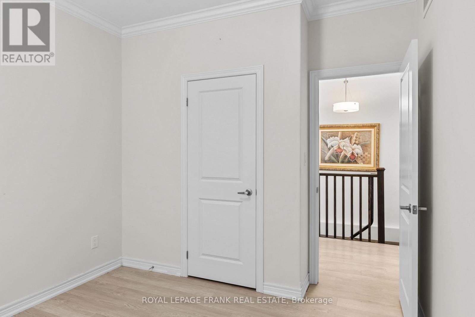 












9 - 80 MARSH AVENUE

,
Peterborough North (North),




Ontario
K9H0J5

