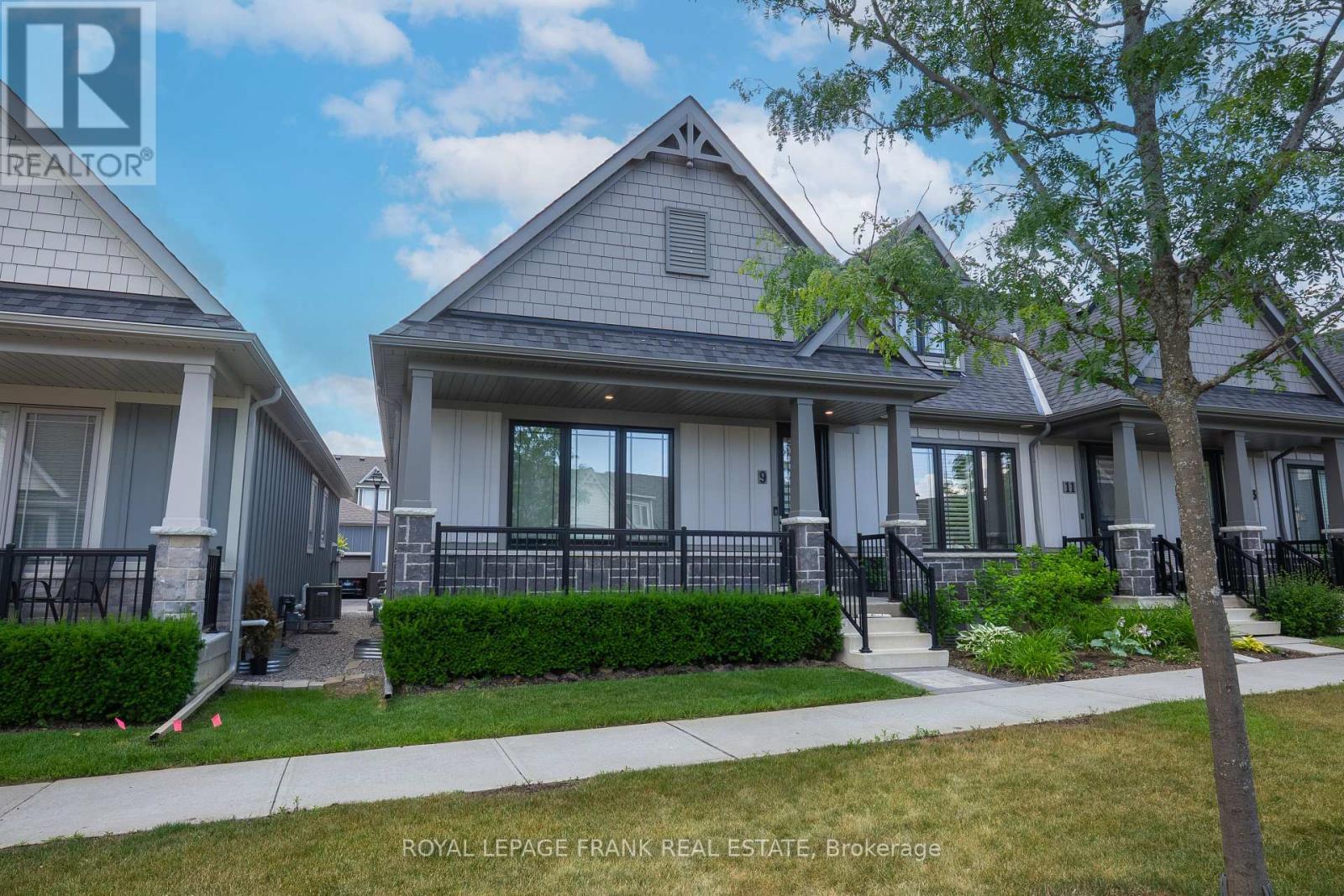 












9 - 80 MARSH AVENUE

,
Peterborough North (North),




Ontario
K9H0J5

