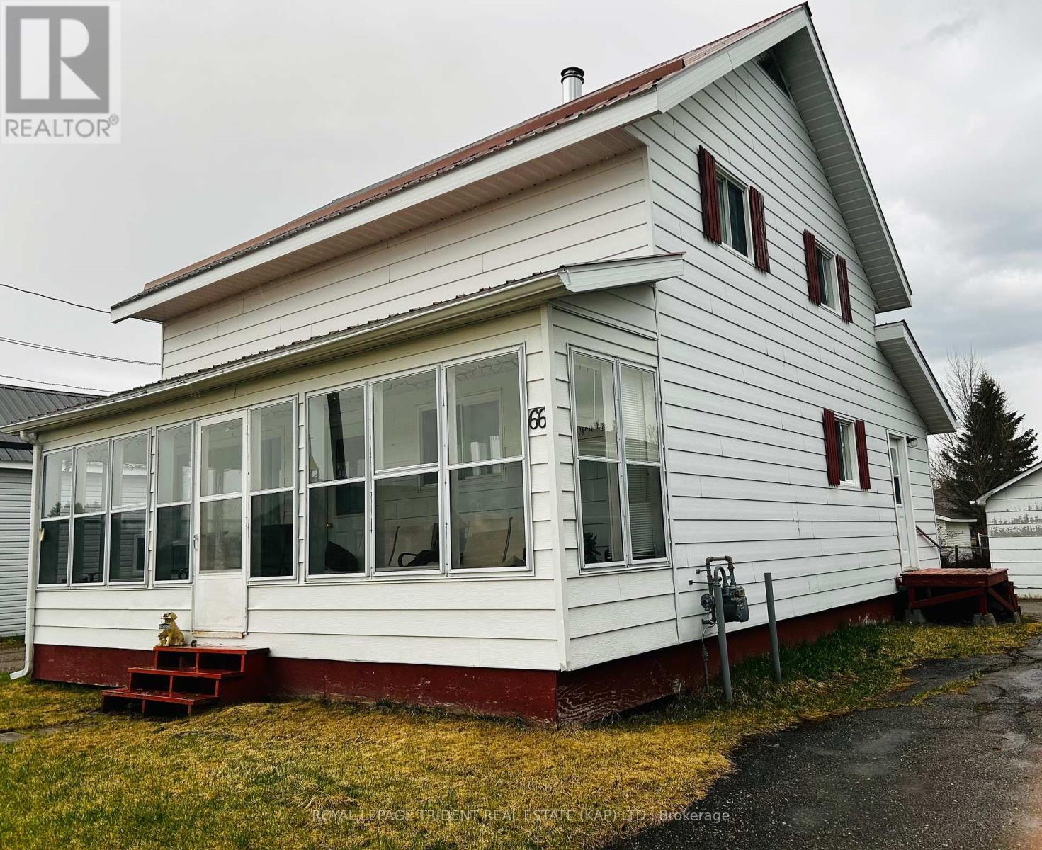 












66 ST AUBIN AVENUE

,
Moonbeam,




Ontario
P0L1V0

