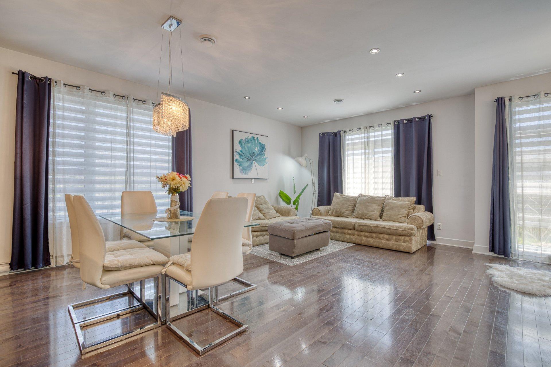 









4435


Rue Lenoir

, 3,
Brossard,




QC
J4Y0J9


