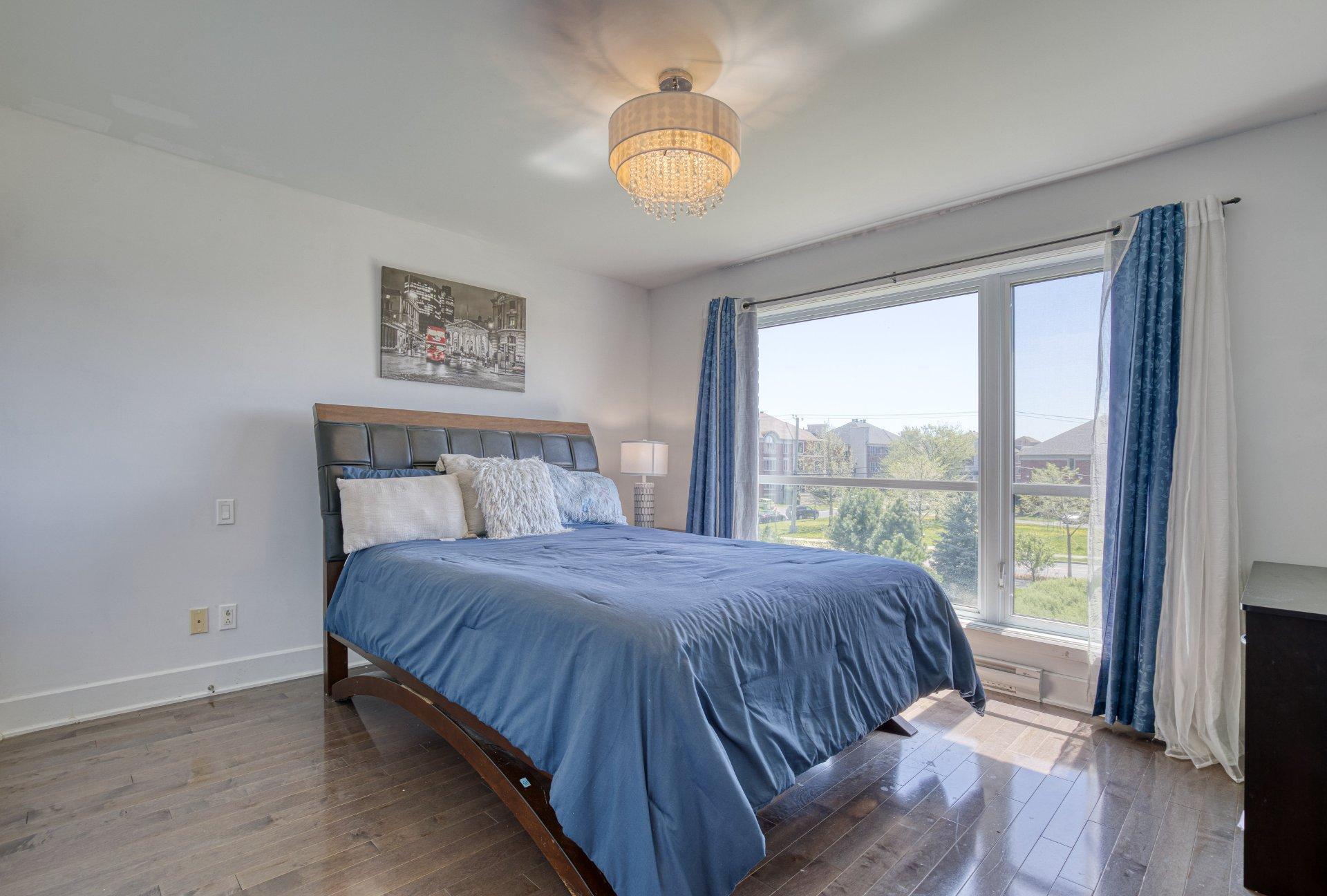 









4435


Rue Lenoir

, 3,
Brossard,




QC
J4Y0J9

