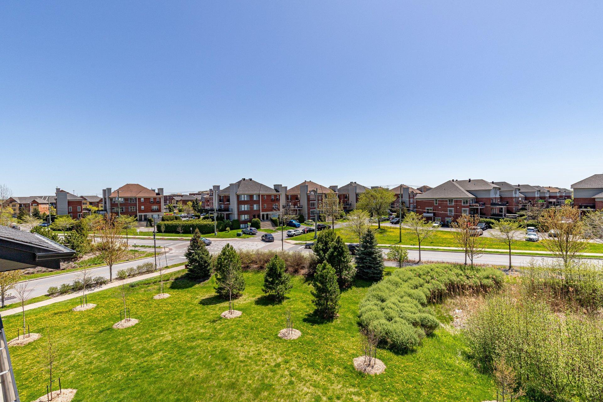 









4435


Rue Lenoir

, 3,
Brossard,




QC
J4Y0J9

