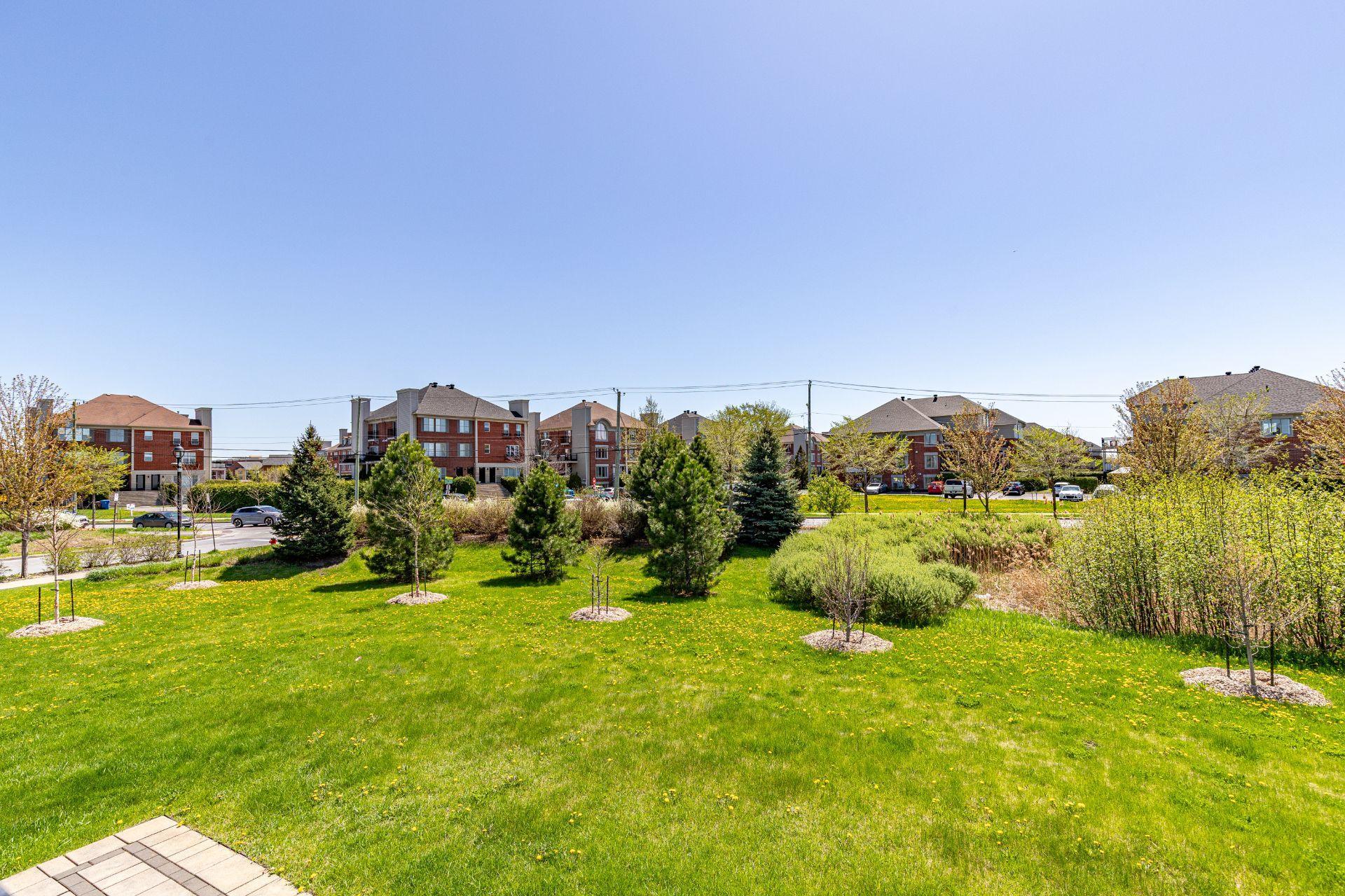 









4435


Rue Lenoir

, 3,
Brossard,




QC
J4Y0J9

