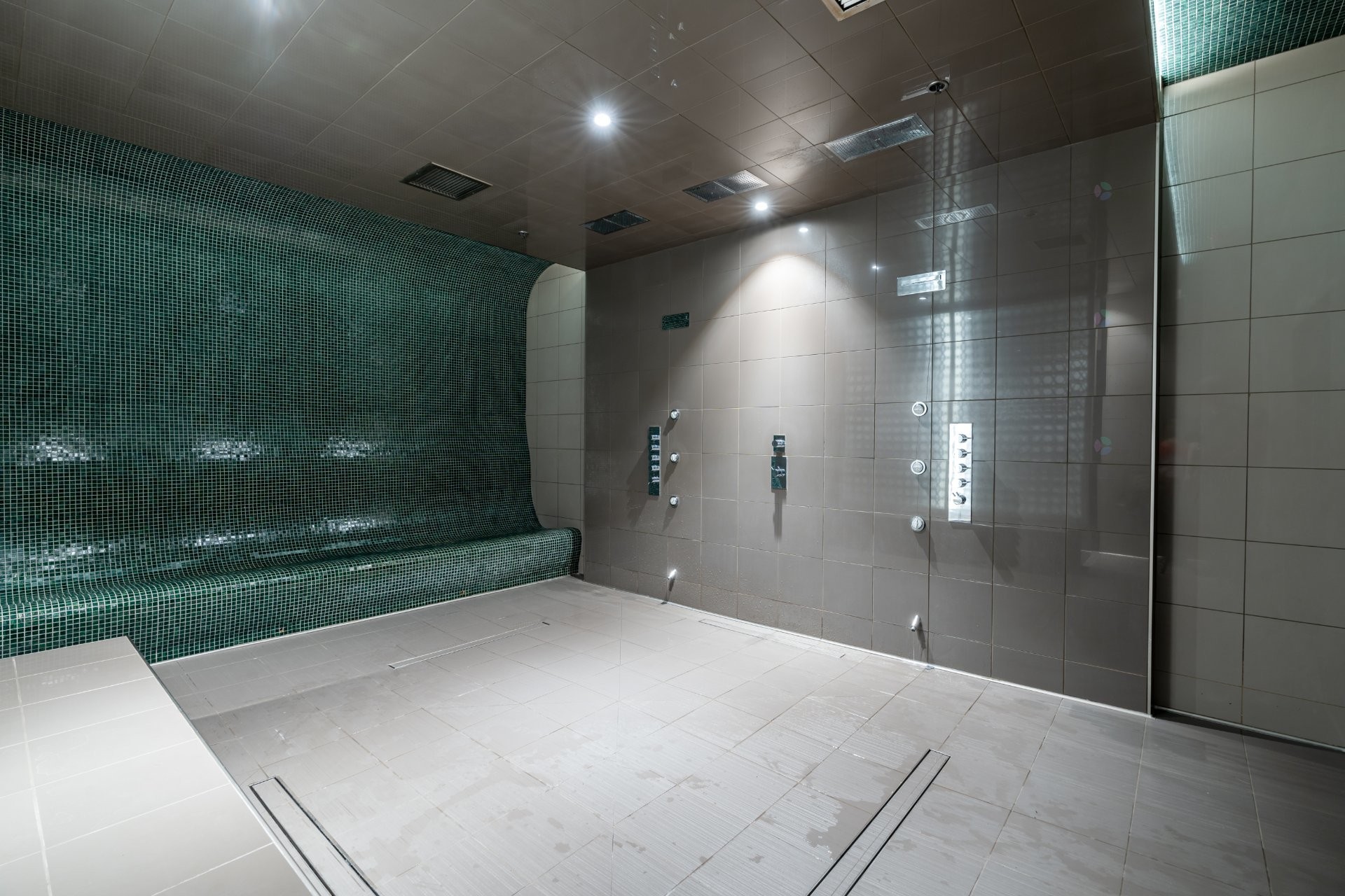 









1288


Av. des Canadiens-de-Montréal

, 1813,
Montréal (Ville-Marie),




QC
H3B3B3

