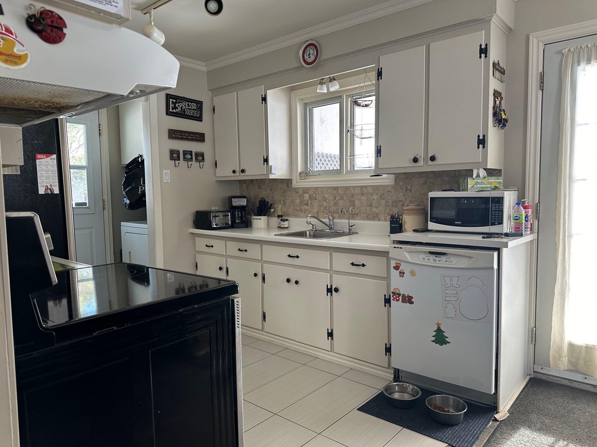 









690


Ch. de Val-des-Lacs

,
Sainte-Sophie,




QC
J7C2J5

