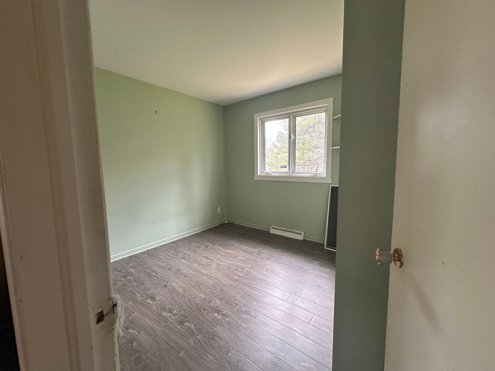 









690


Ch. de Val-des-Lacs

,
Sainte-Sophie,




QC
J7C2J5

