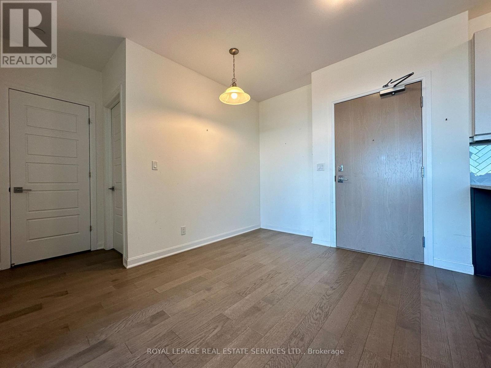 












410 - 3028 CREEKSHORE COMMON

,
Oakville,




Ontario
L6M5K6

