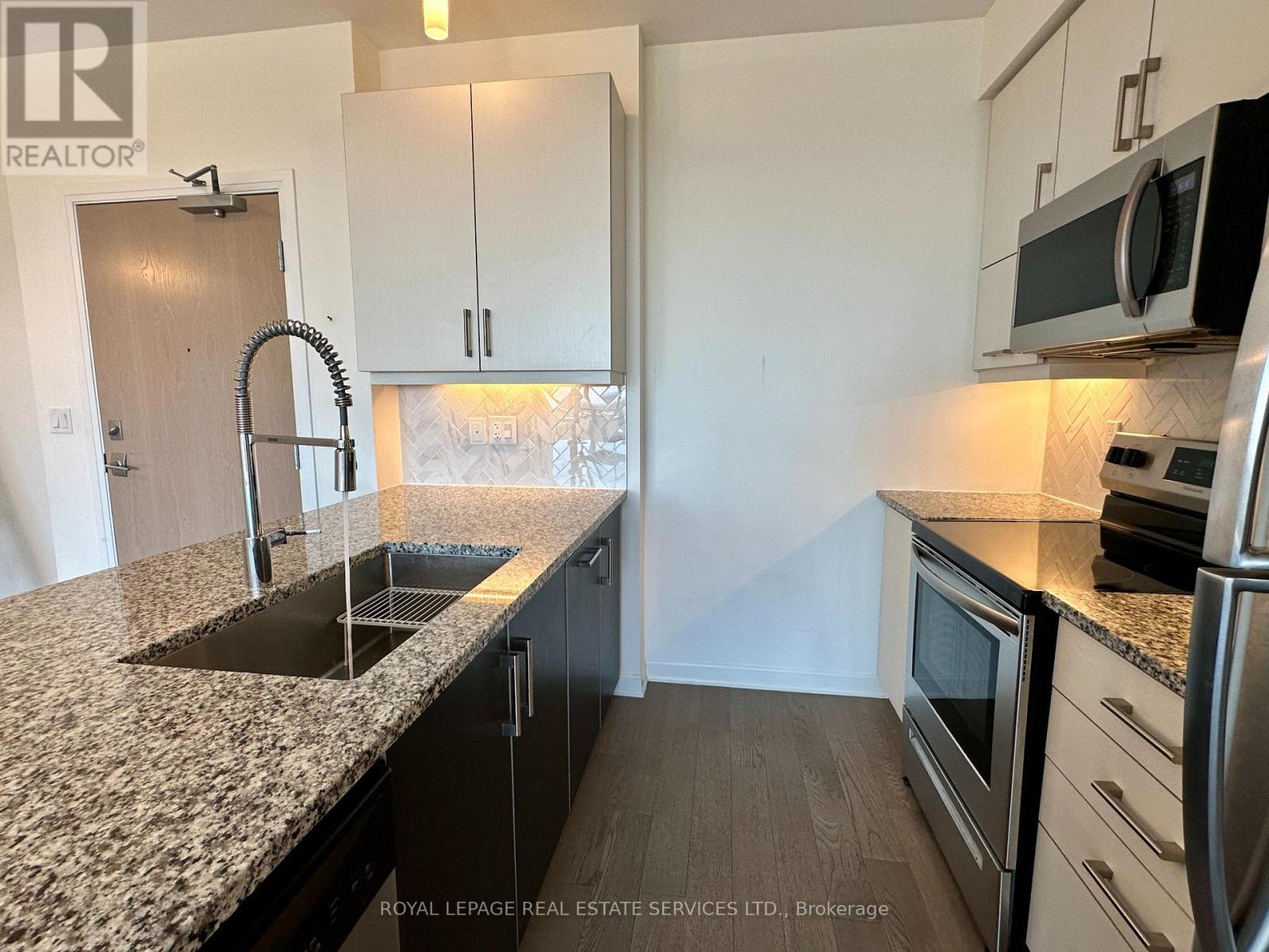 












410 - 3028 CREEKSHORE COMMON

,
Oakville,




Ontario
L6M5K6

