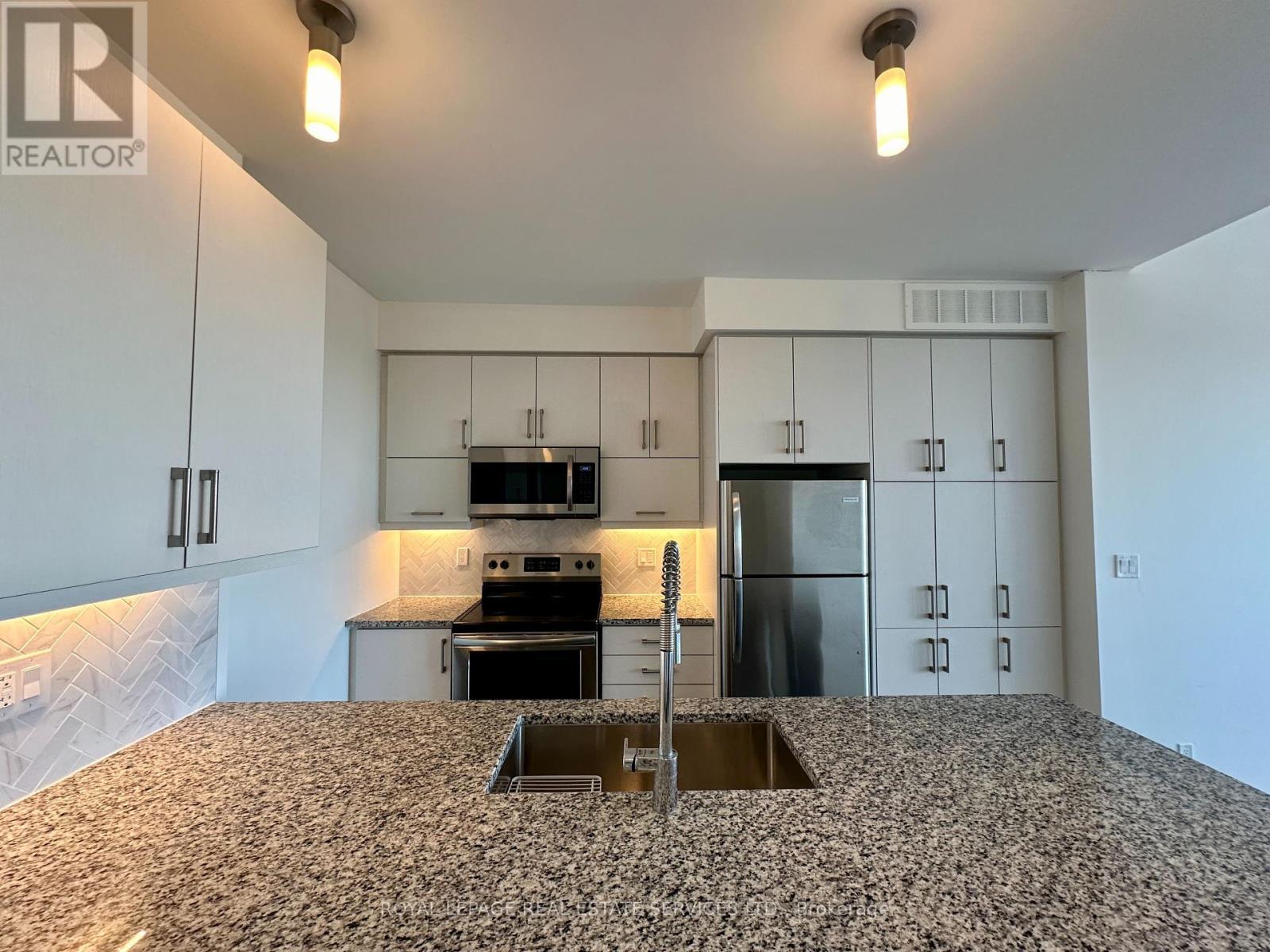 












410 - 3028 CREEKSHORE COMMON

,
Oakville,




Ontario
L6M5K6

