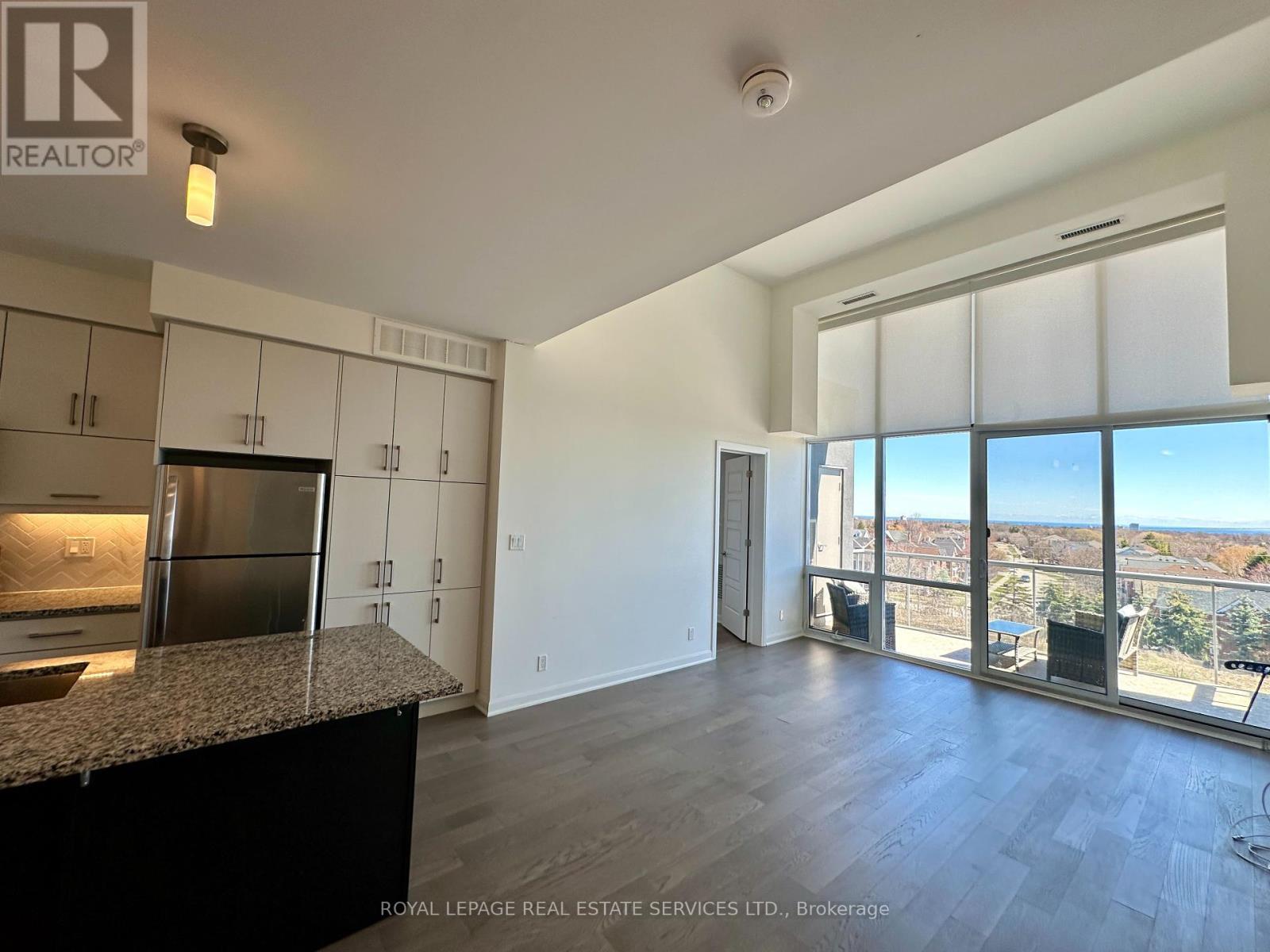 












410 - 3028 CREEKSHORE COMMON

,
Oakville,




Ontario
L6M5K6

