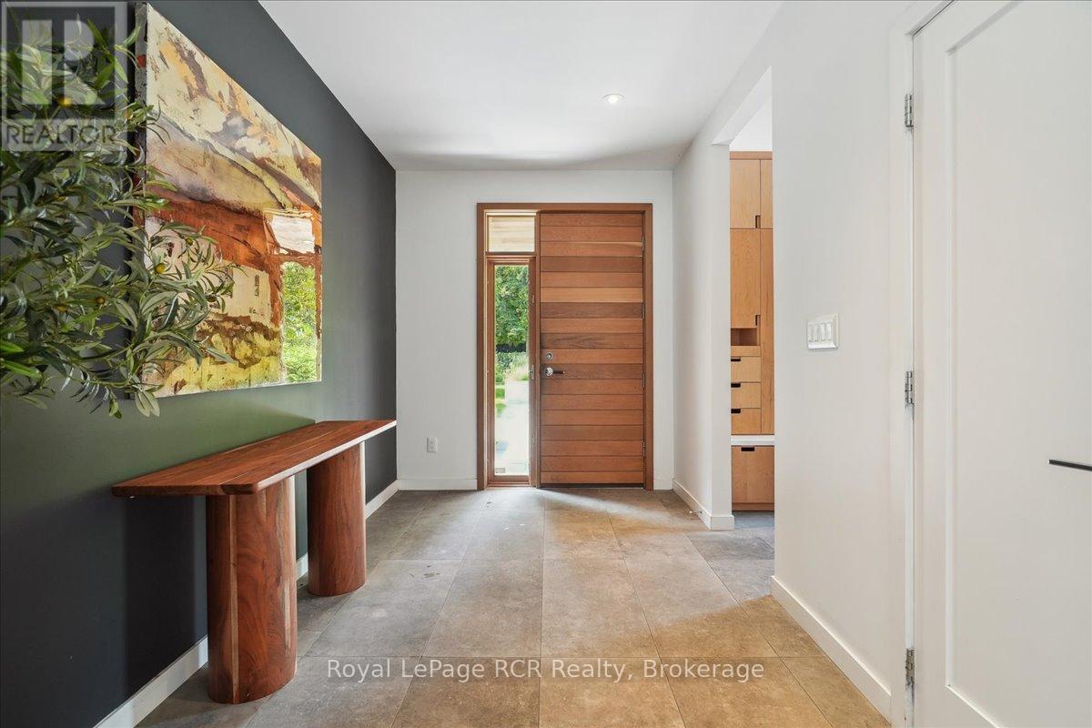












20 EVERETT ROAD

,
South Bruce Peninsula,




Ontario
N0H2T0

