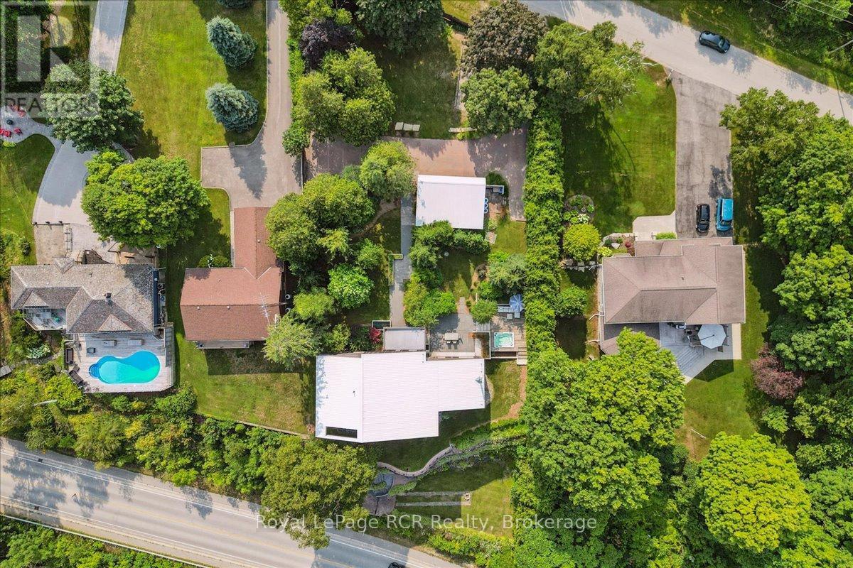 












20 EVERETT ROAD

,
South Bruce Peninsula,




Ontario
N0H2T0


