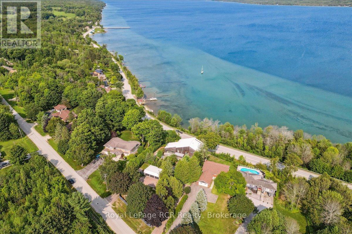 












20 EVERETT ROAD

,
South Bruce Peninsula,




Ontario
N0H2T0

