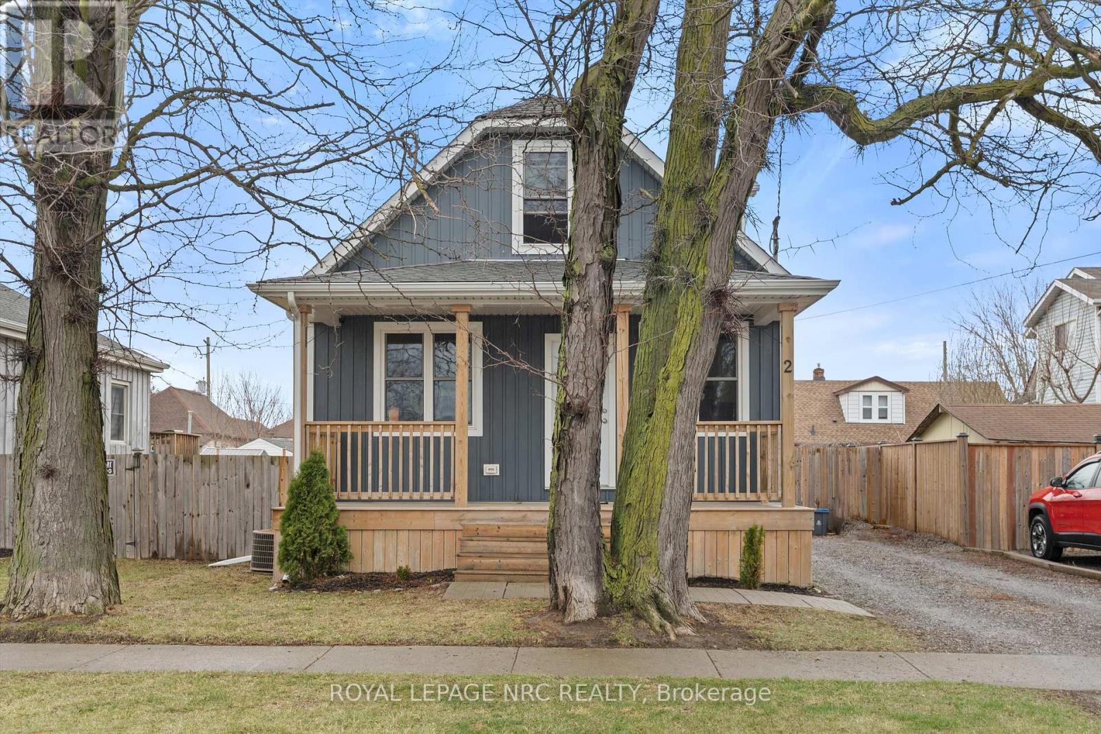 












2 CURRIE STREET

,
St. Catharines (Facer),




Ontario
L2M5M6

