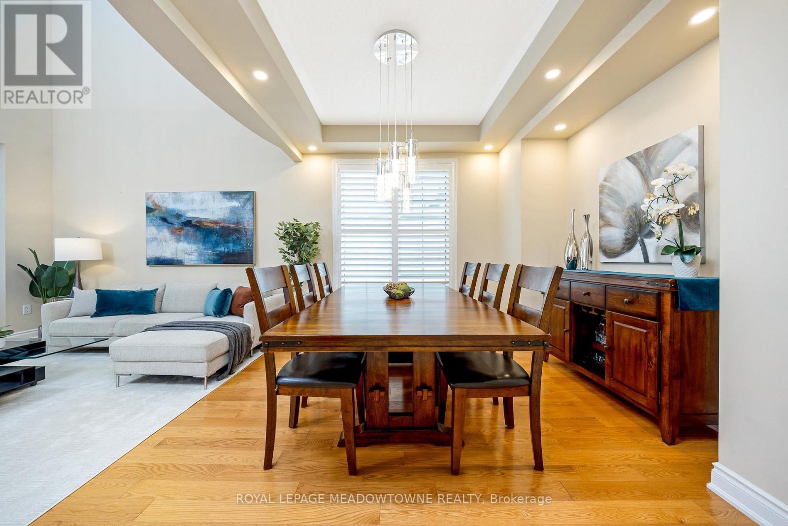 












304 TONELLI LANE

,
Milton,




Ontario
L9T0N8

