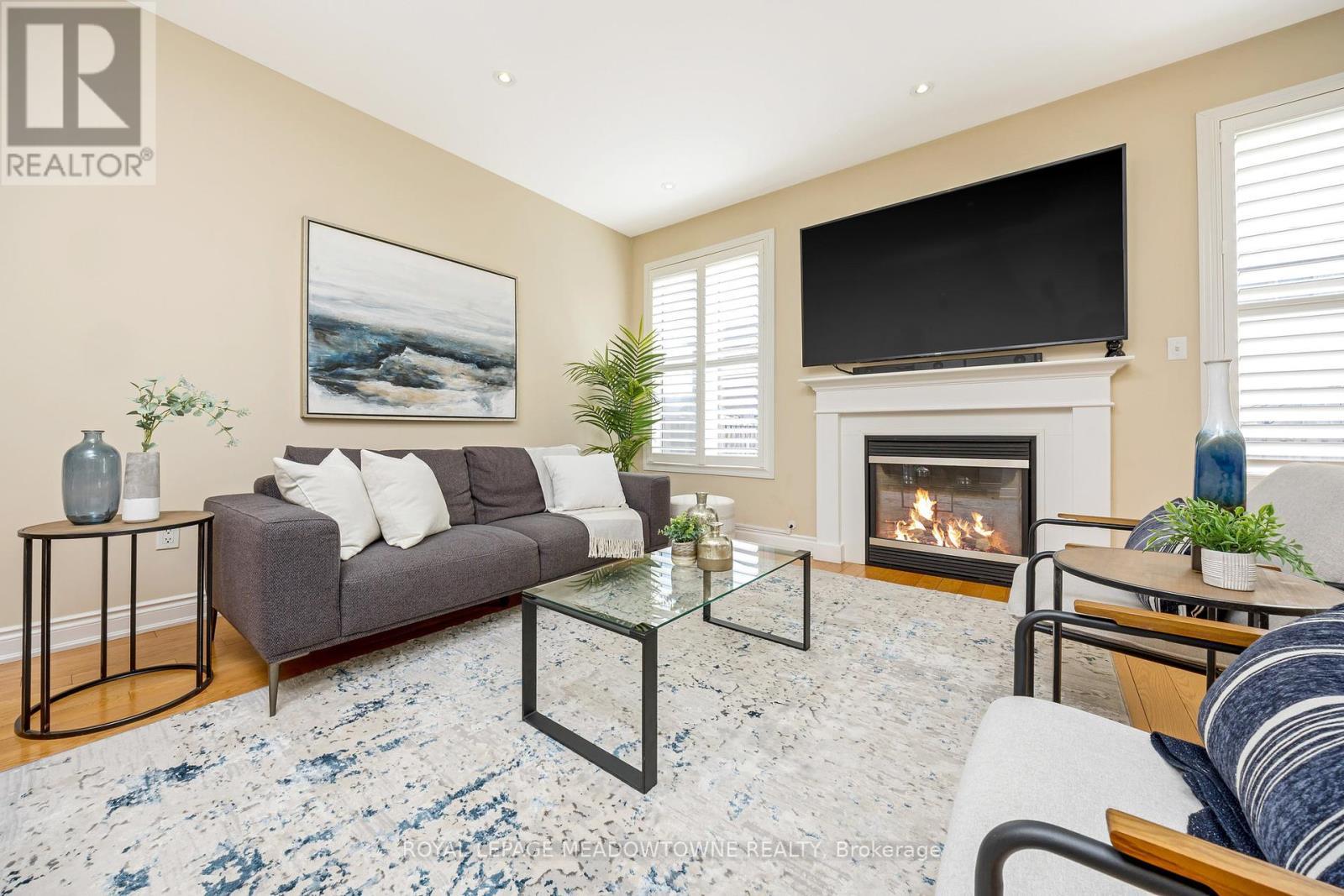 












304 TONELLI LANE

,
Milton,




Ontario
L9T0N8

