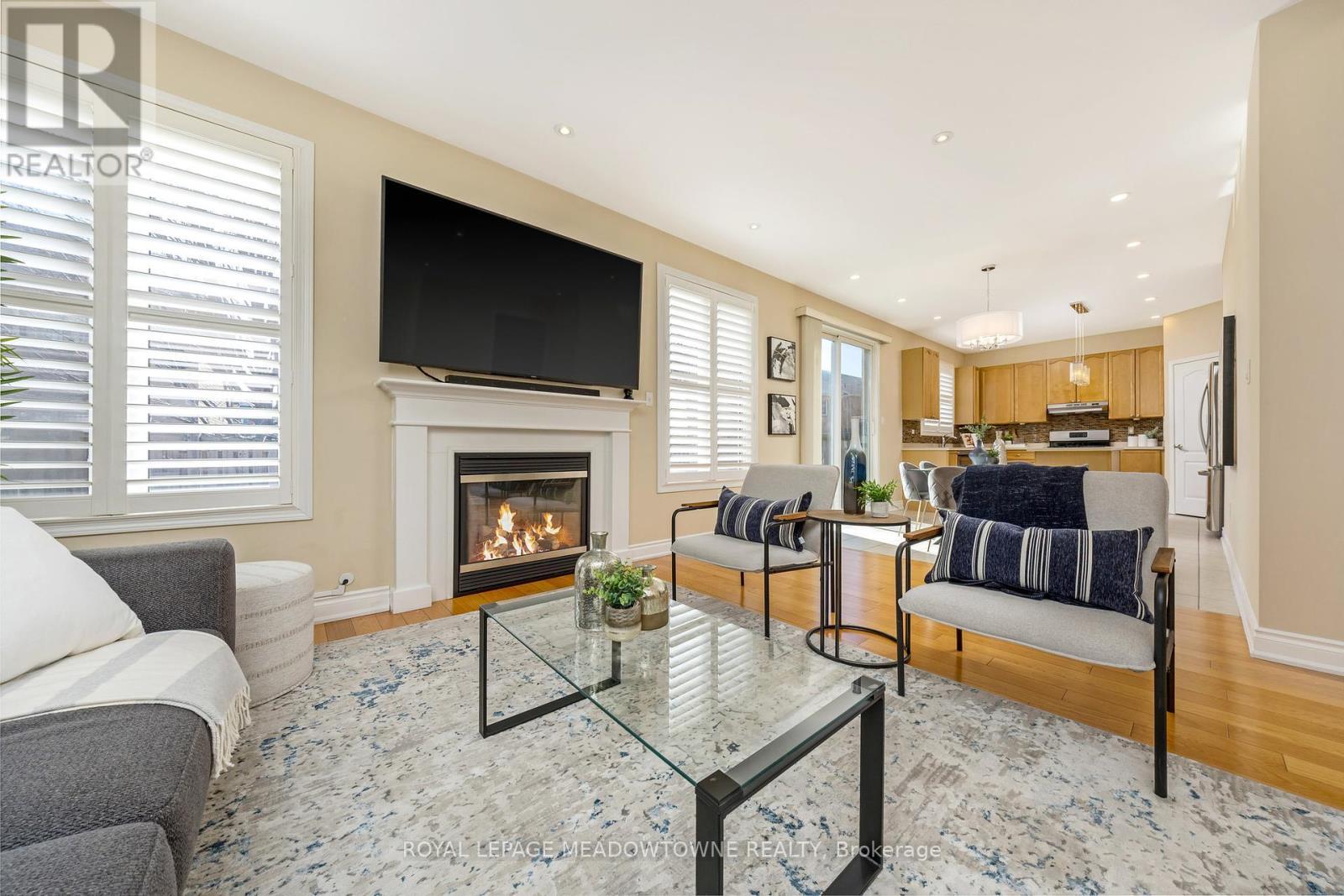 












304 TONELLI LANE

,
Milton,




Ontario
L9T0N8

