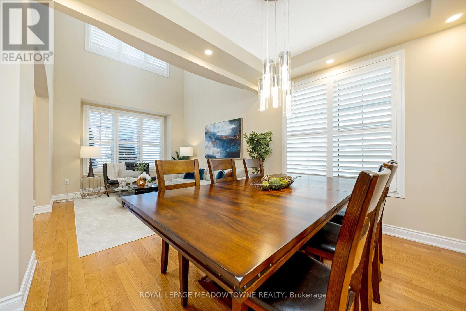 












304 TONELLI LANE

,
Milton,




Ontario
L9T0N8

