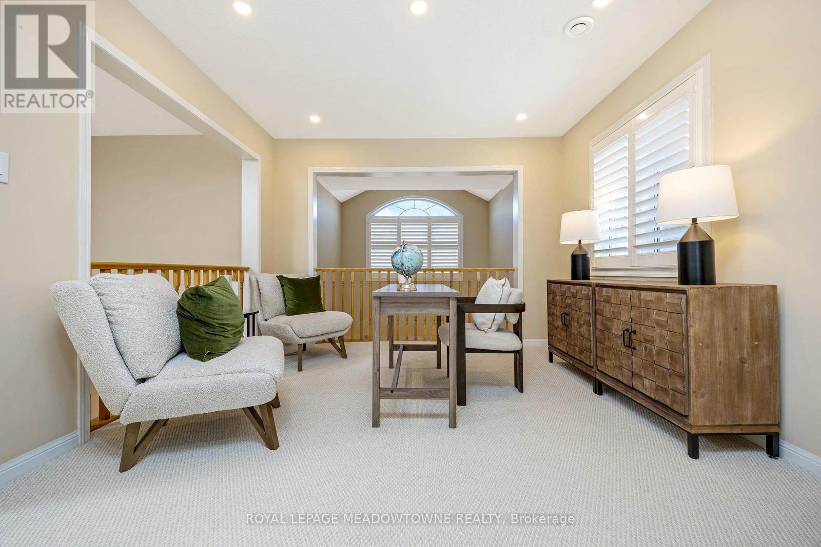 












304 TONELLI LANE

,
Milton,




Ontario
L9T0N8


