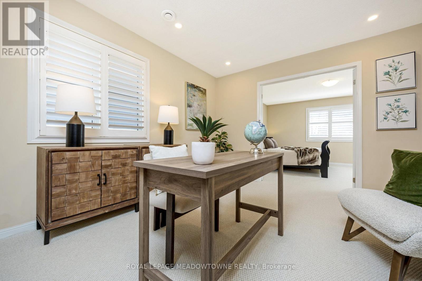 












304 TONELLI LANE

,
Milton,




Ontario
L9T0N8

