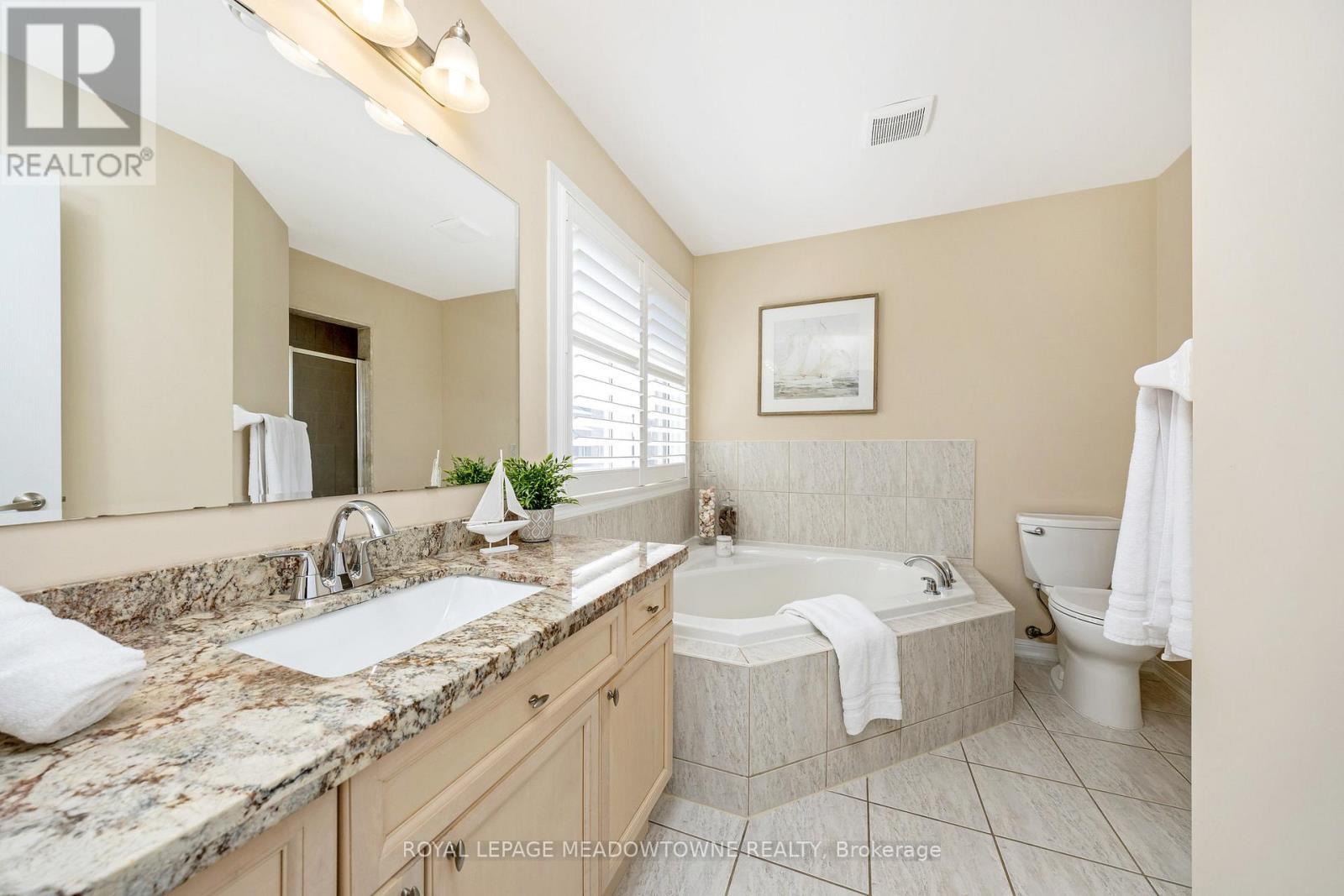 












304 TONELLI LANE

,
Milton,




Ontario
L9T0N8

