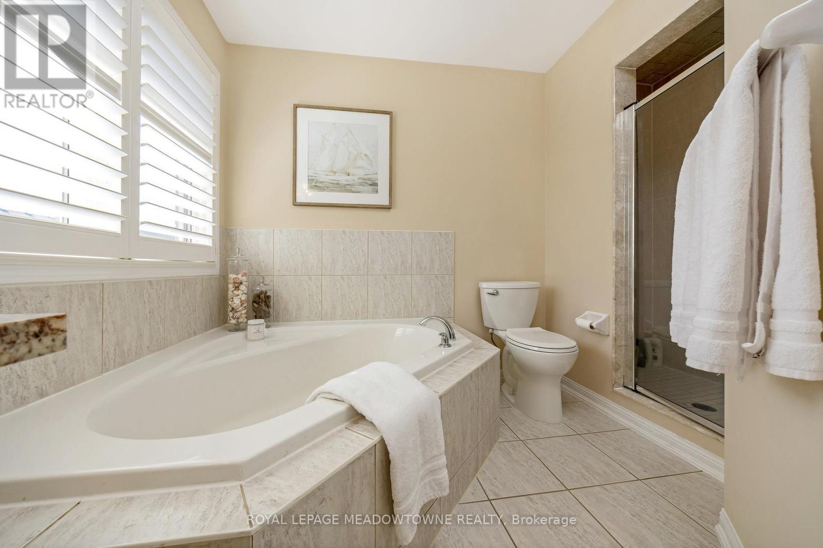 












304 TONELLI LANE

,
Milton,




Ontario
L9T0N8

