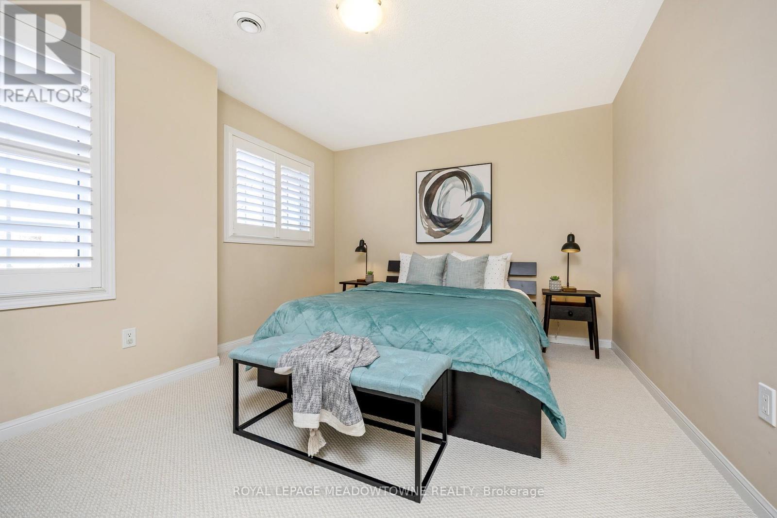 












304 TONELLI LANE

,
Milton,




Ontario
L9T0N8

