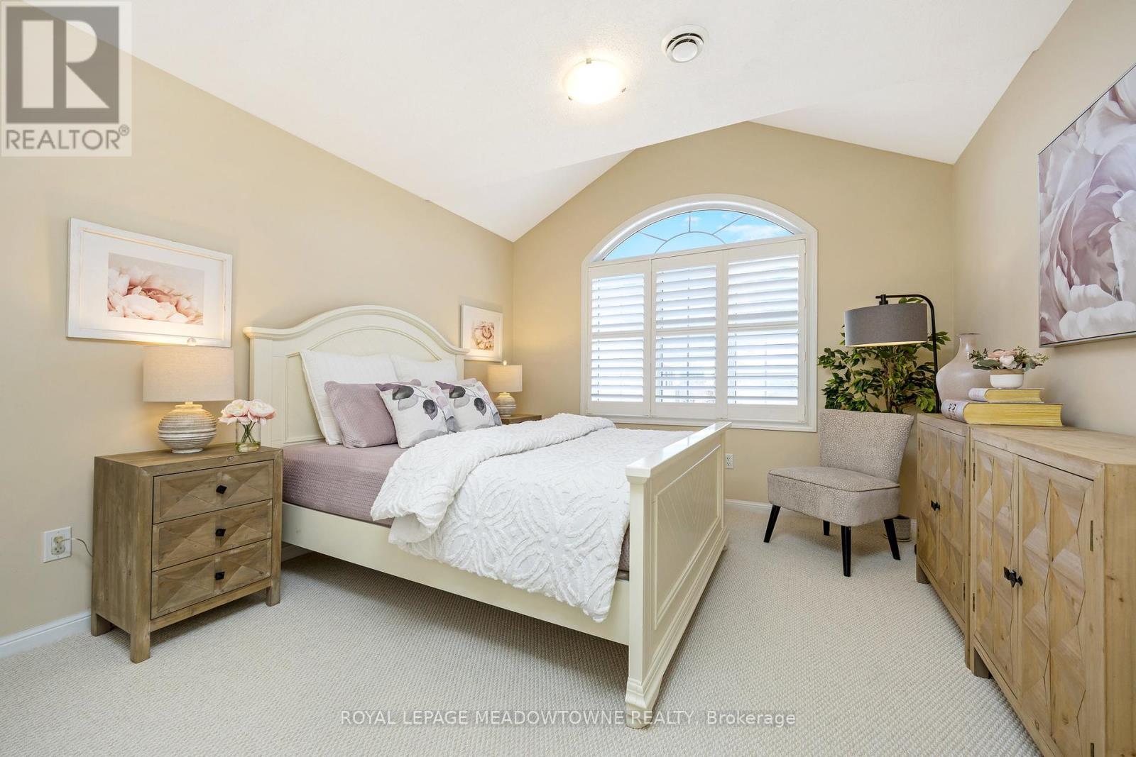 












304 TONELLI LANE

,
Milton,




Ontario
L9T0N8

