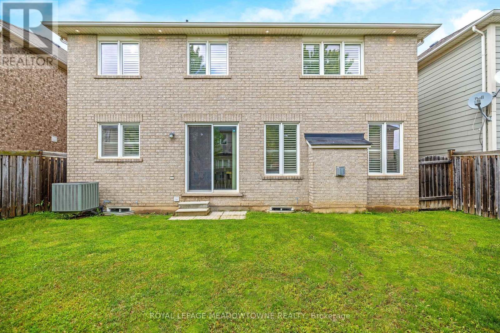 












304 TONELLI LANE

,
Milton,




Ontario
L9T0N8

