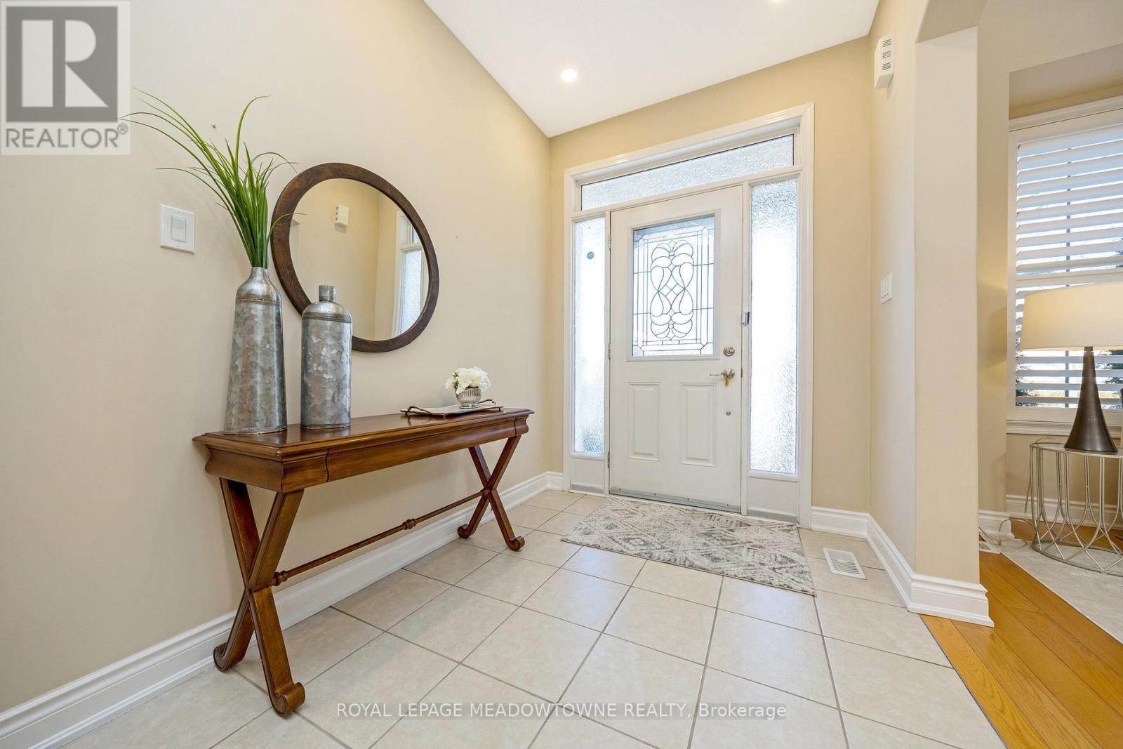 












304 TONELLI LANE

,
Milton,




Ontario
L9T0N8

