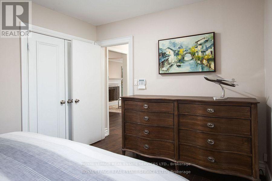 












22 EDGECROFT ROAD

,
Toronto,




Ontario
M8Z2B6

