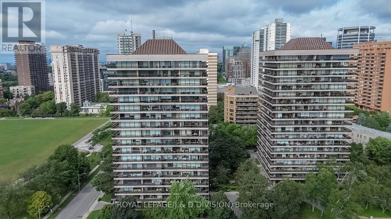 












2004 - 20 AVOCA AVENUE

,
Toronto,




Ontario
M4T2B8

