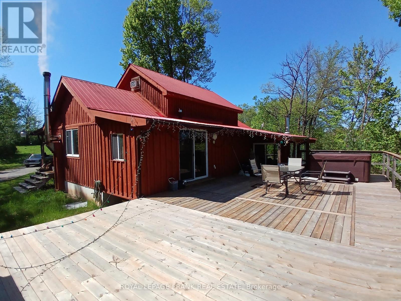 












260 JAMES STREET

,
Marmora and Lake (Marmora Ward),




Ontario
K0K2M0

