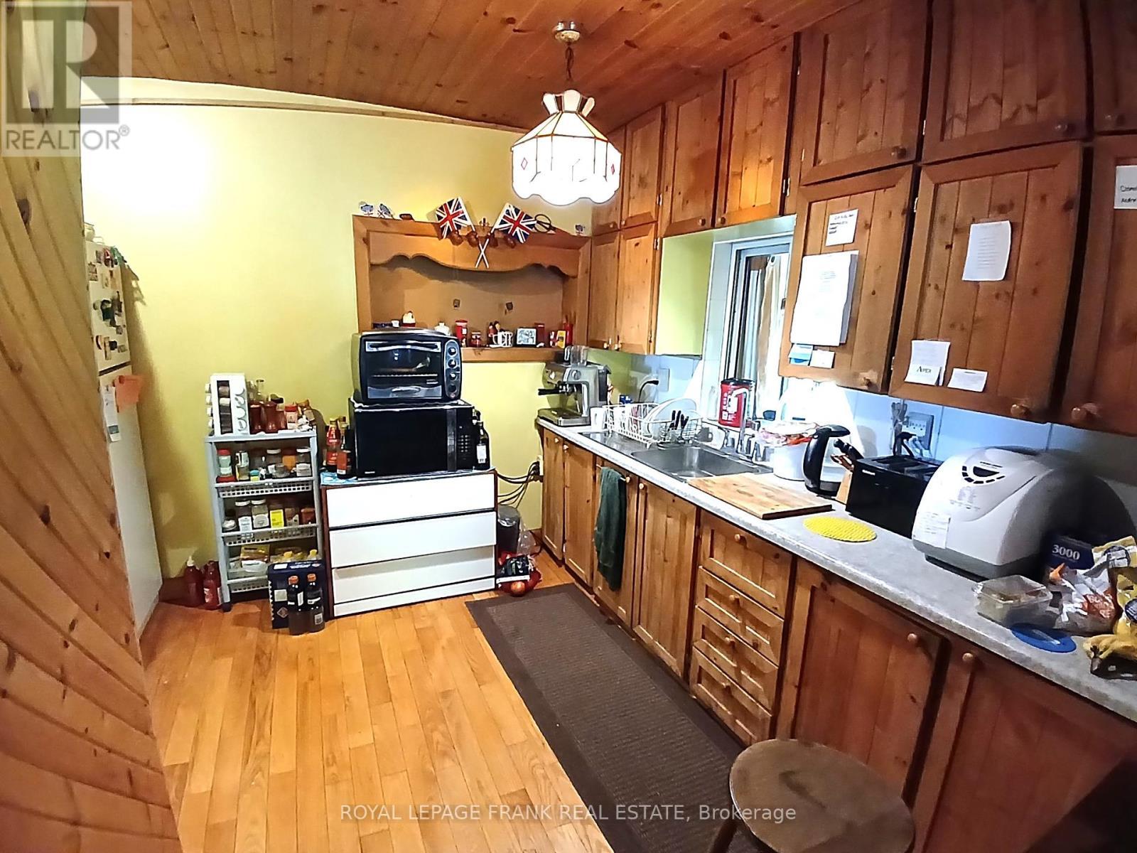












260 JAMES STREET

,
Marmora and Lake (Marmora Ward),




Ontario
K0K2M0

