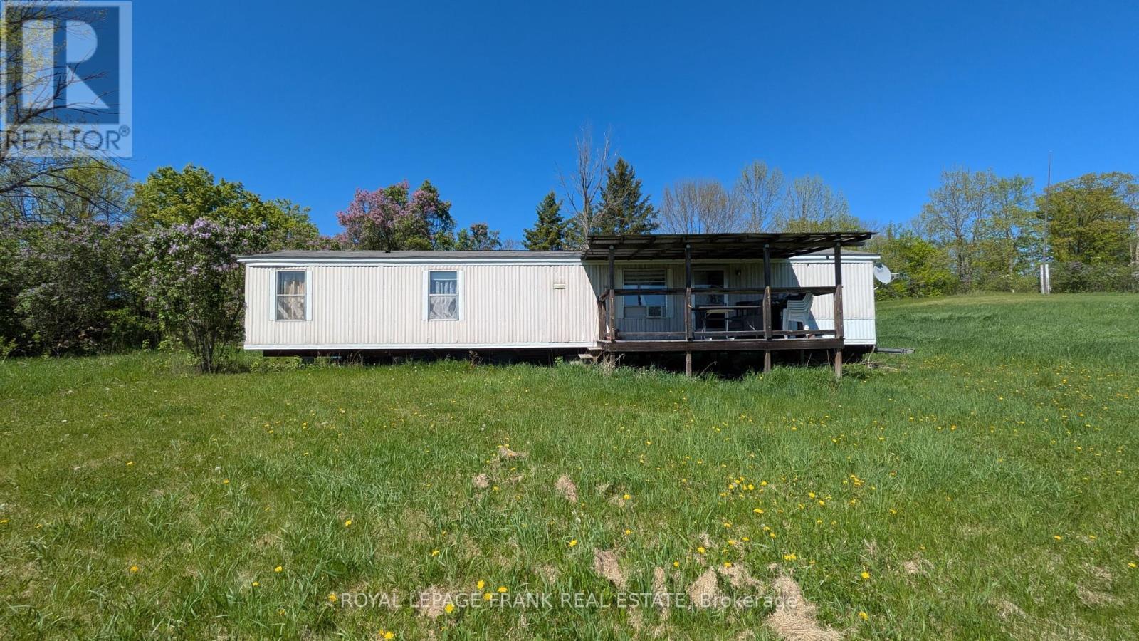 












260 JAMES STREET

,
Marmora and Lake (Marmora Ward),




Ontario
K0K2M0

