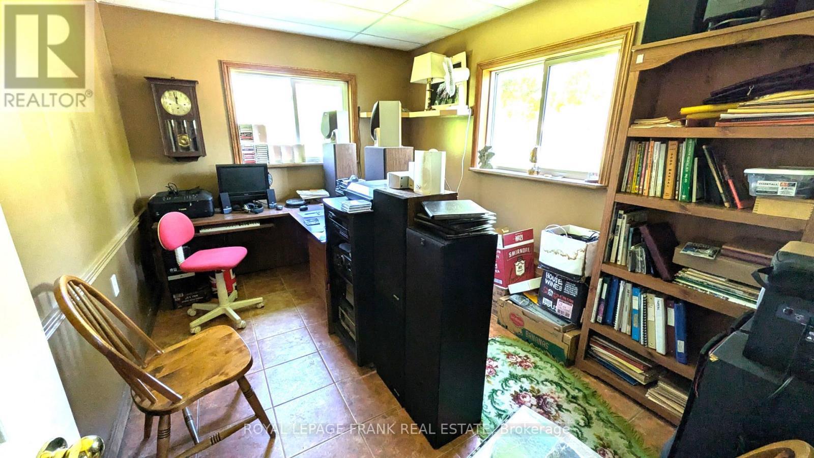 












260 JAMES STREET

,
Marmora and Lake (Marmora Ward),




Ontario
K0K2M0

