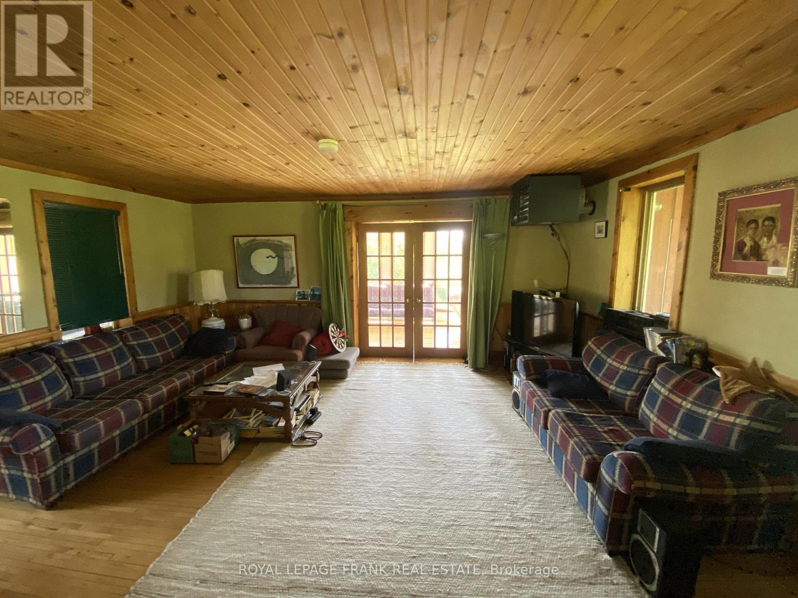 












260 JAMES STREET

,
Marmora and Lake (Marmora Ward),




Ontario
K0K2M0

