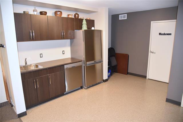 









25


Bridgeland

DR, 120,
Winnipeg,




MB
R3Y 0K5


