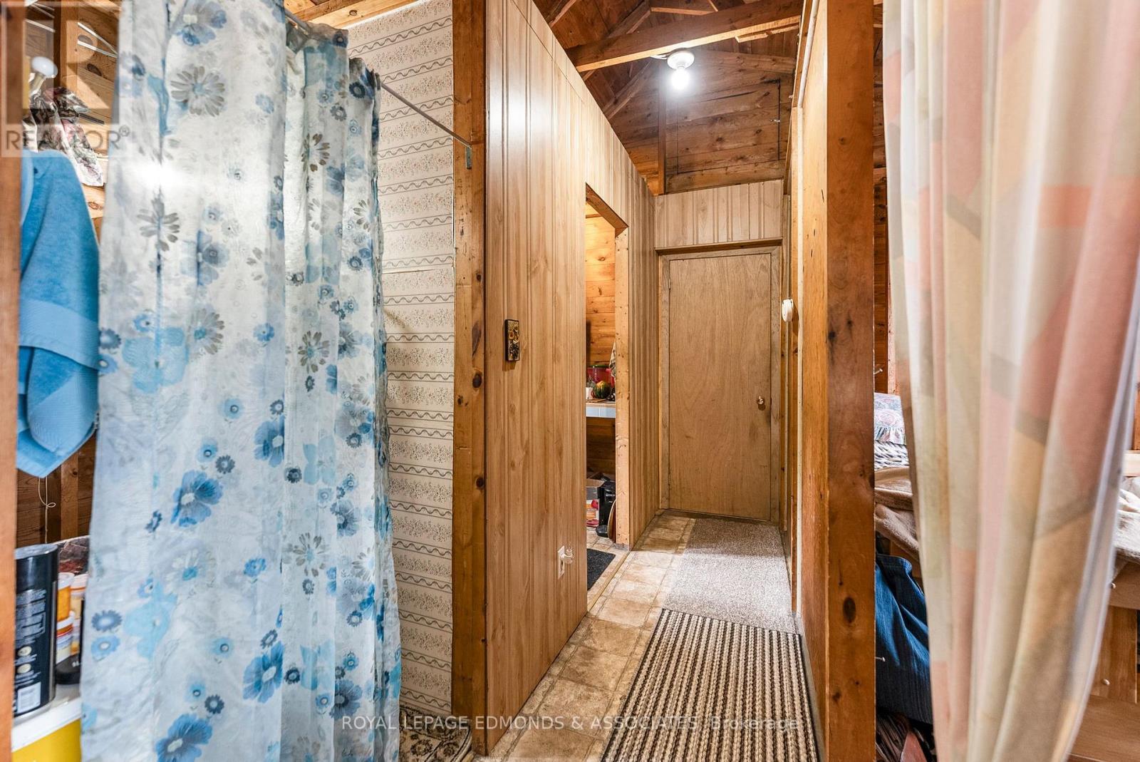 












769 ROCK POINT LANE

,
Killaloe, Hagarty and Richards,




Ontario
K0J2A0

