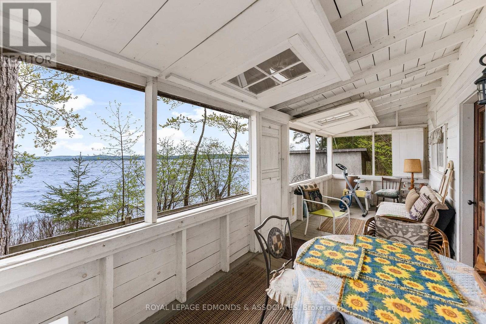 












769 ROCK POINT LANE

,
Killaloe, Hagarty and Richards,




Ontario
K0J2A0

