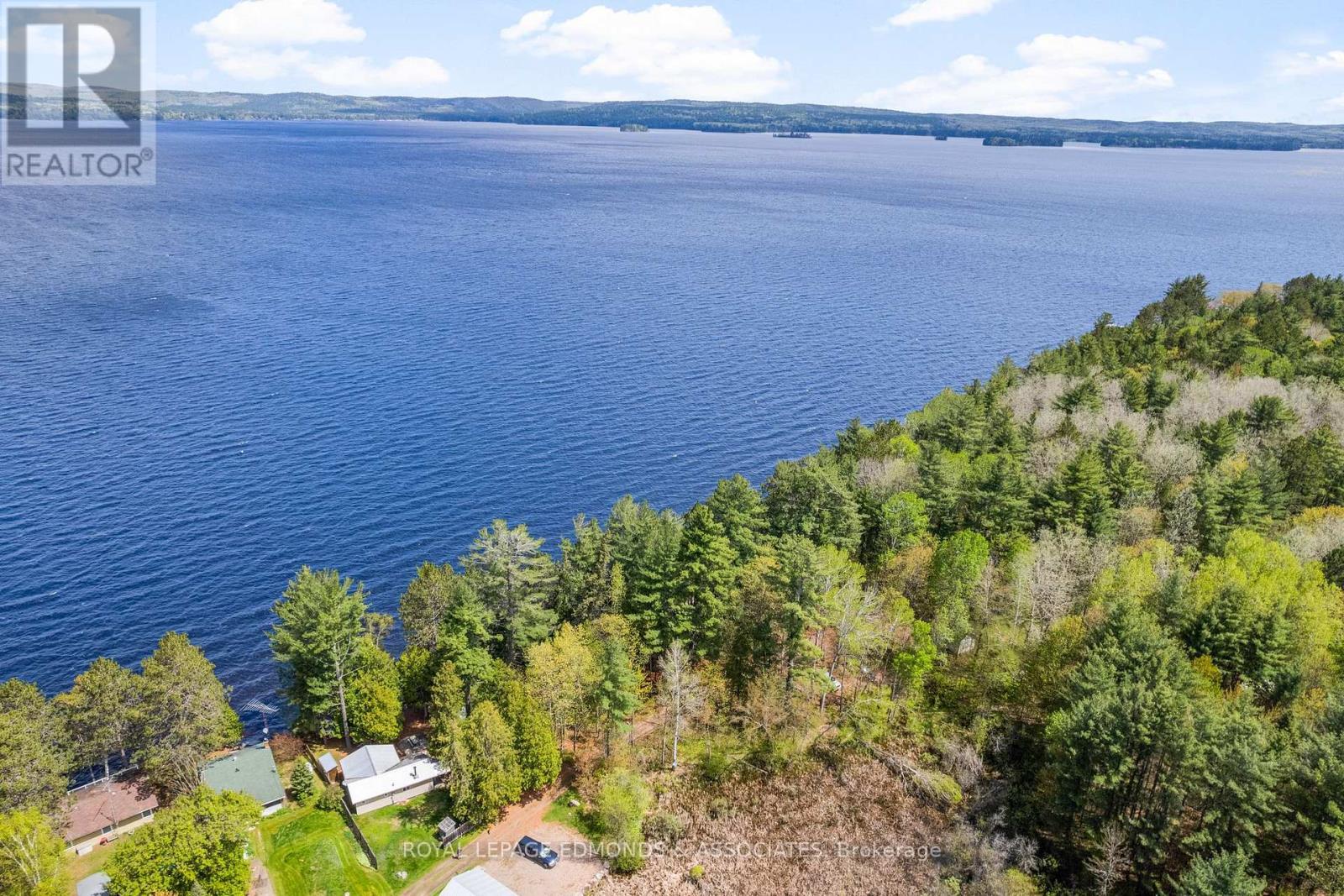 












769 ROCK POINT LANE

,
Killaloe, Hagarty and Richards,




Ontario
K0J2A0

