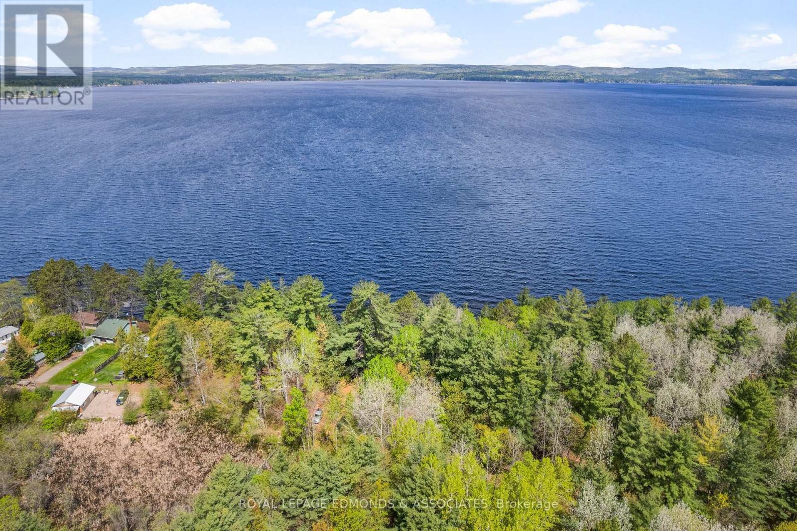 












769 ROCK POINT LANE

,
Killaloe, Hagarty and Richards,




Ontario
K0J2A0


