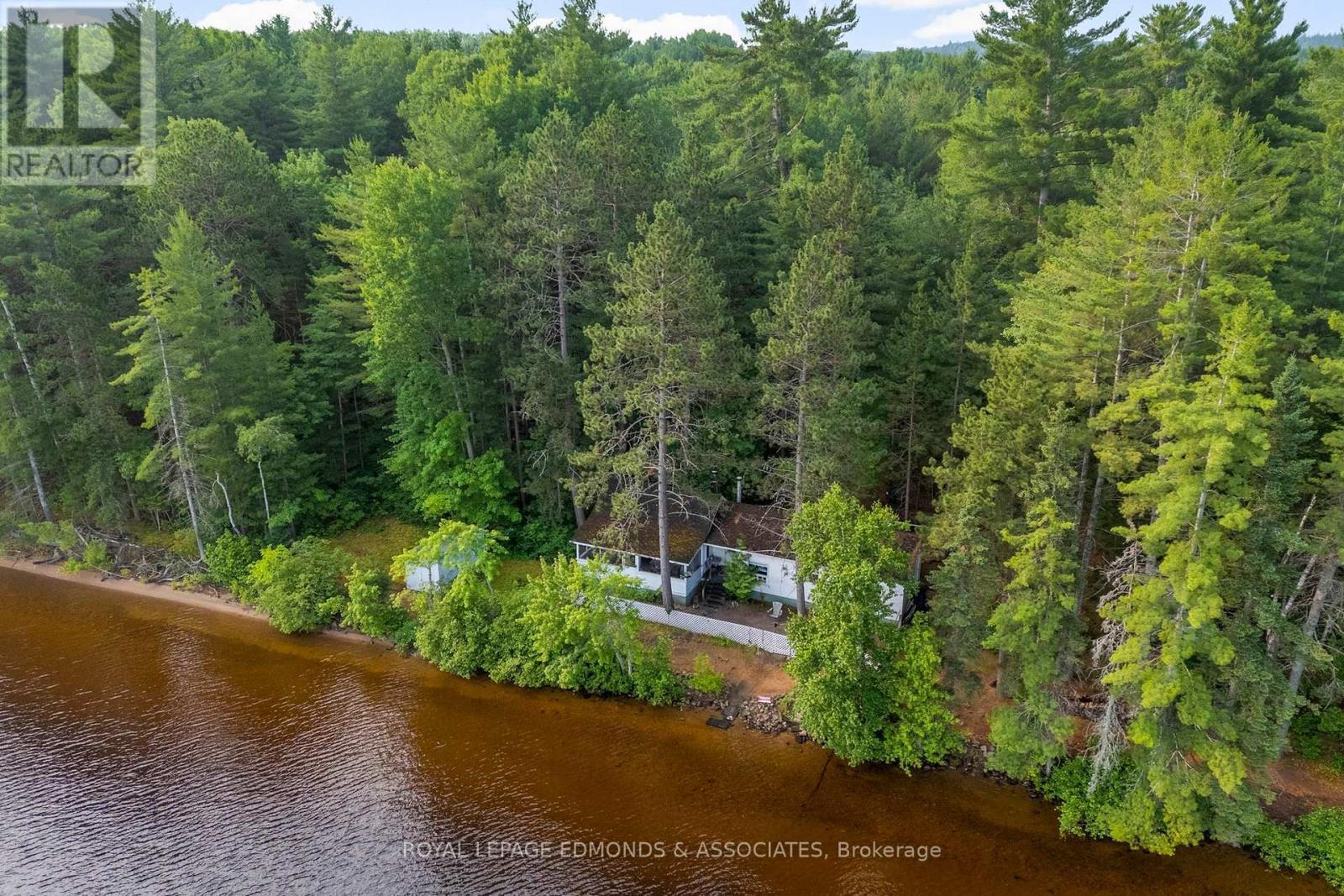 












769 ROCK POINT LANE

,
Killaloe, Hagarty and Richards,




Ontario
K0J2A0

