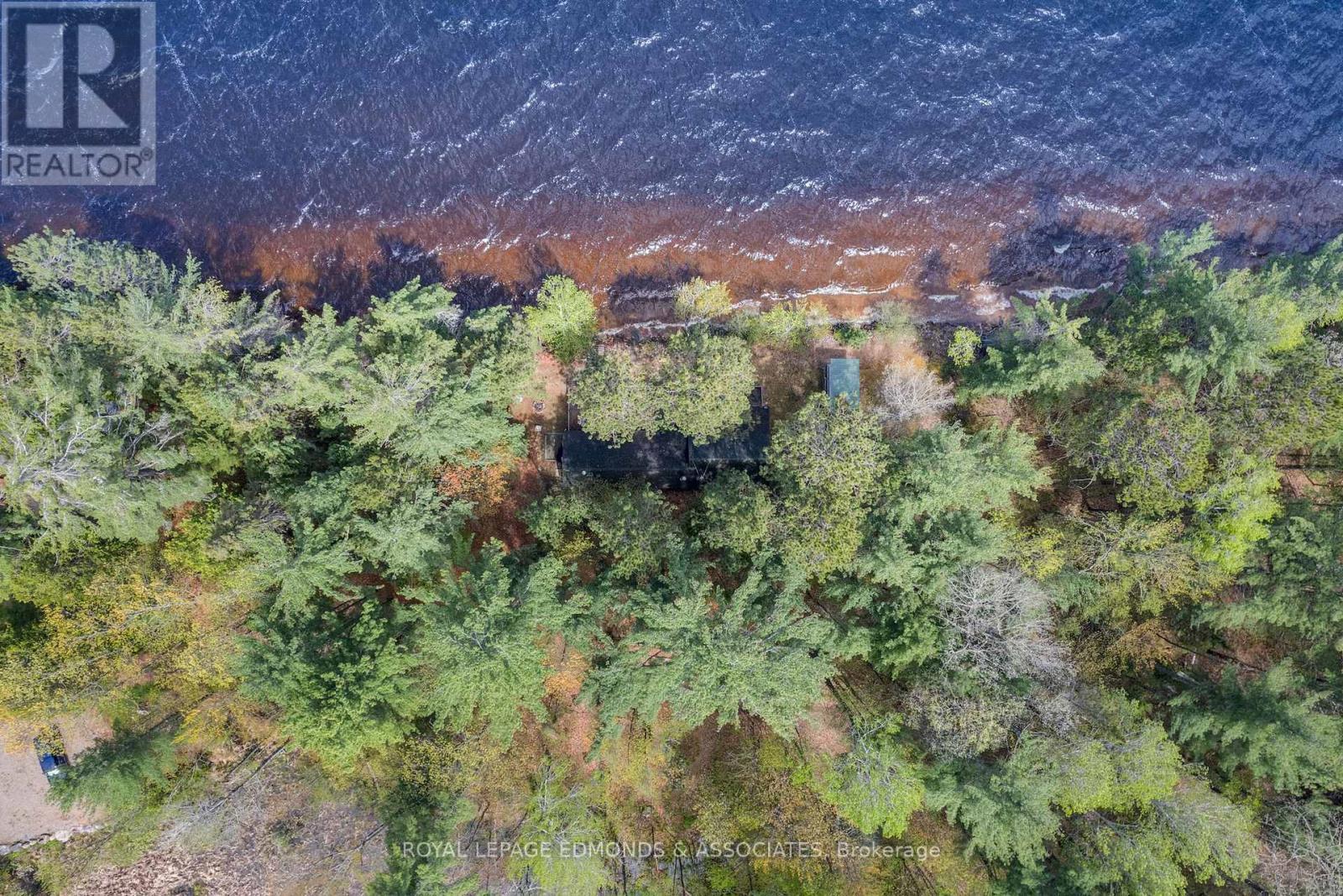 












769 ROCK POINT LANE

,
Killaloe, Hagarty and Richards,




Ontario
K0J2A0

