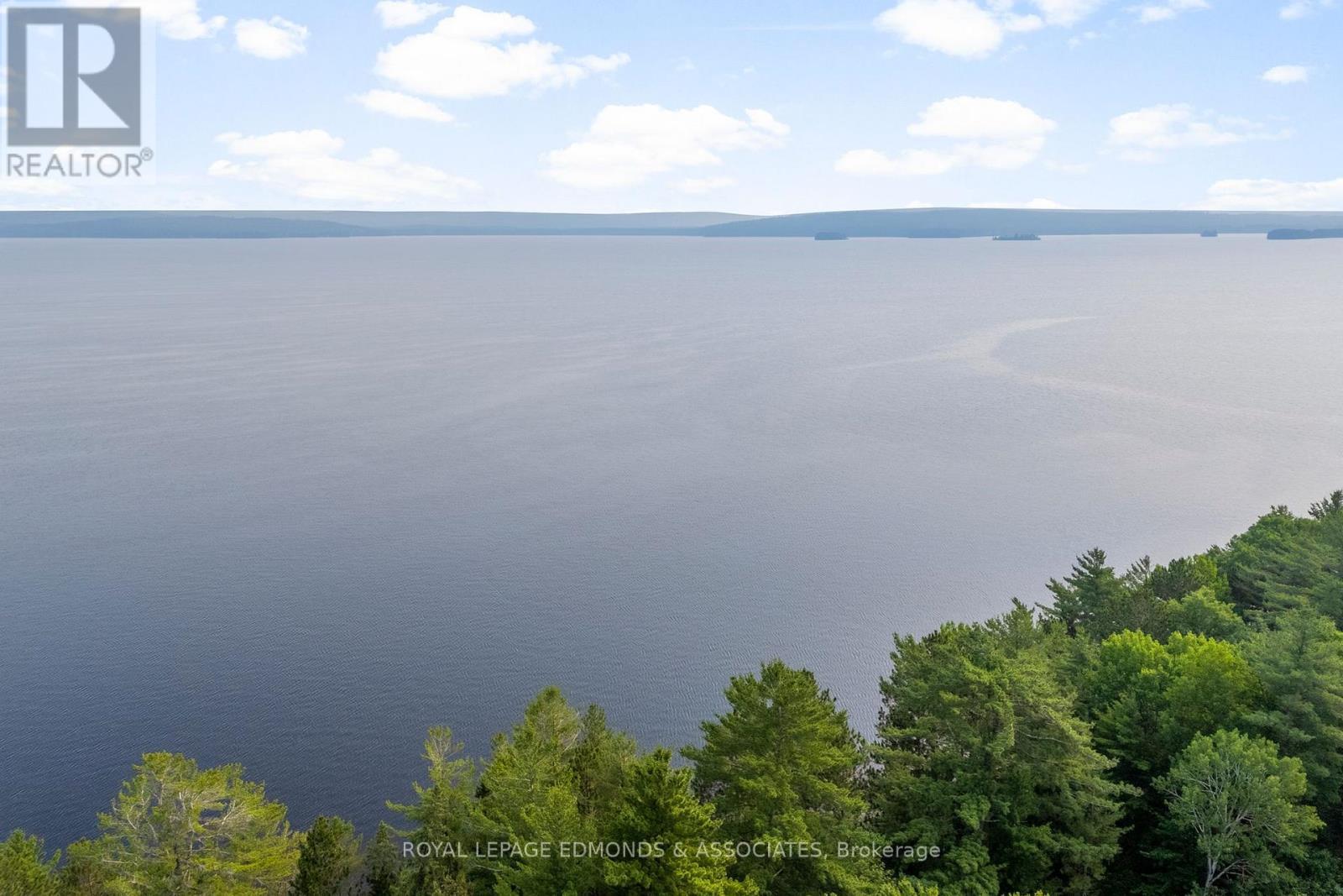 












769 ROCK POINT LANE

,
Killaloe, Hagarty and Richards,




Ontario
K0J2A0

